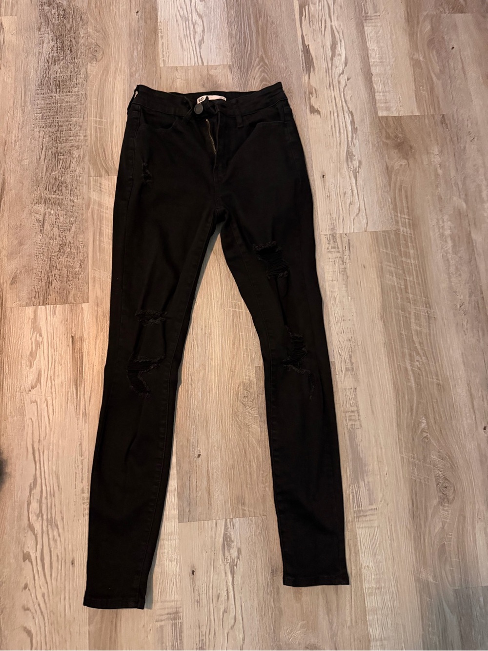 SO Black Women’s Skinny Ripped Jeans